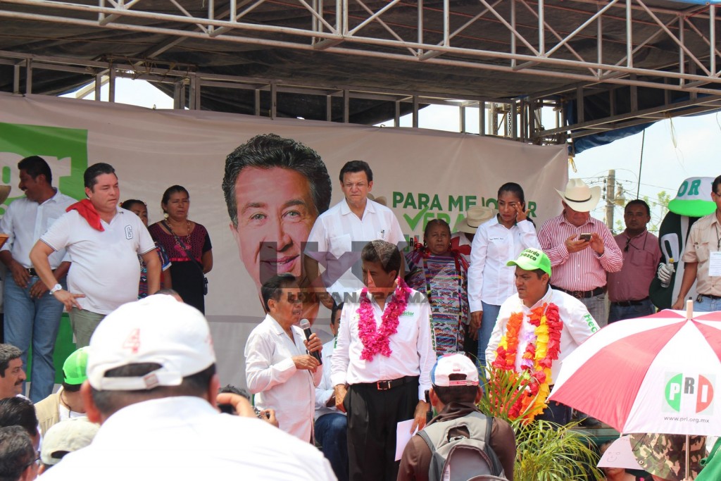 Uxpanapa - Hector Yunes Landa 1